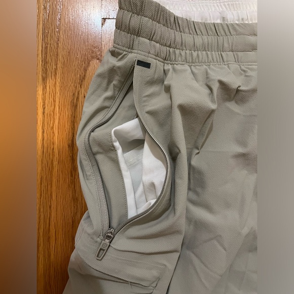 Men’s Lululemon Jogger - Picture 9 of 13